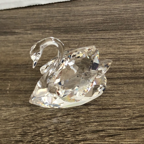 Swarovski Crystal Swan Figurine - Picture 2 of 12
